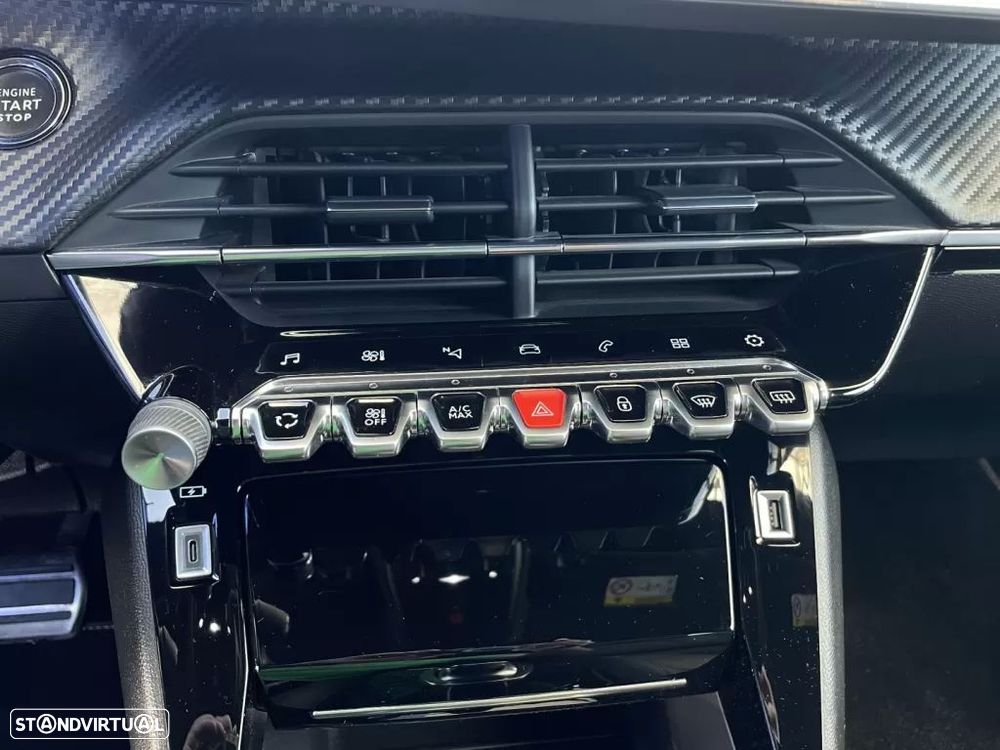 Peugeot 208 1.2 PureTech GT Line EAT8 - 37