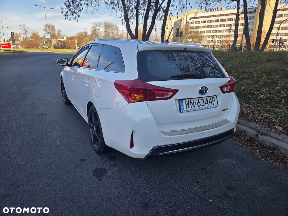 Toyota Auris 1.8 HSD Prestige - 3