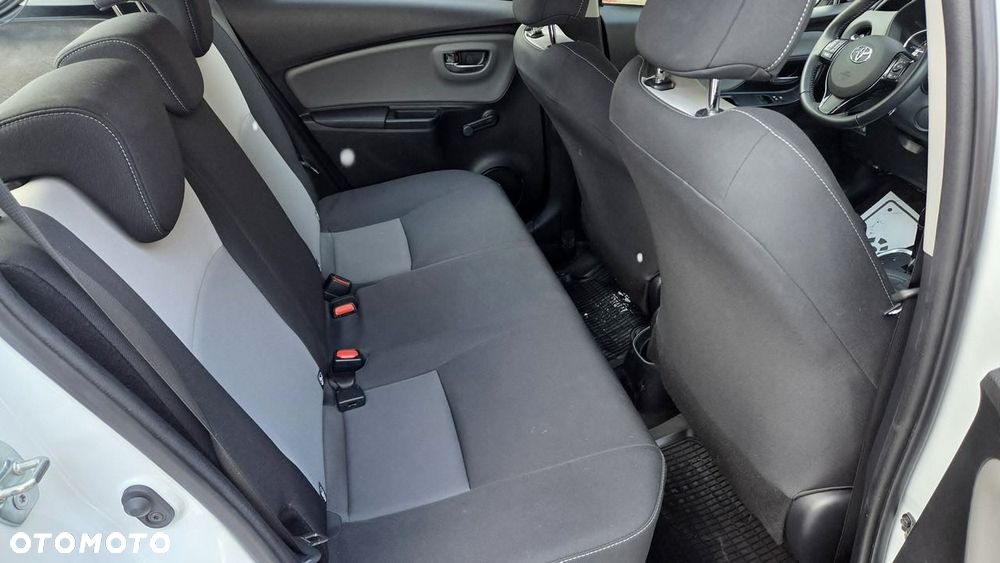 Toyota Yaris - 19