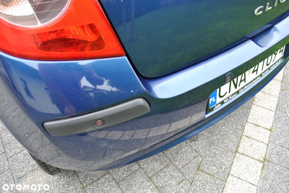 Renault Clio - 18