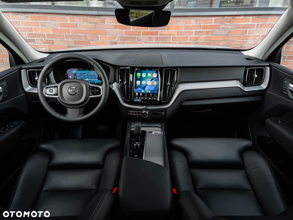 Volvo XC 60 B4 B Plus Dark - 6