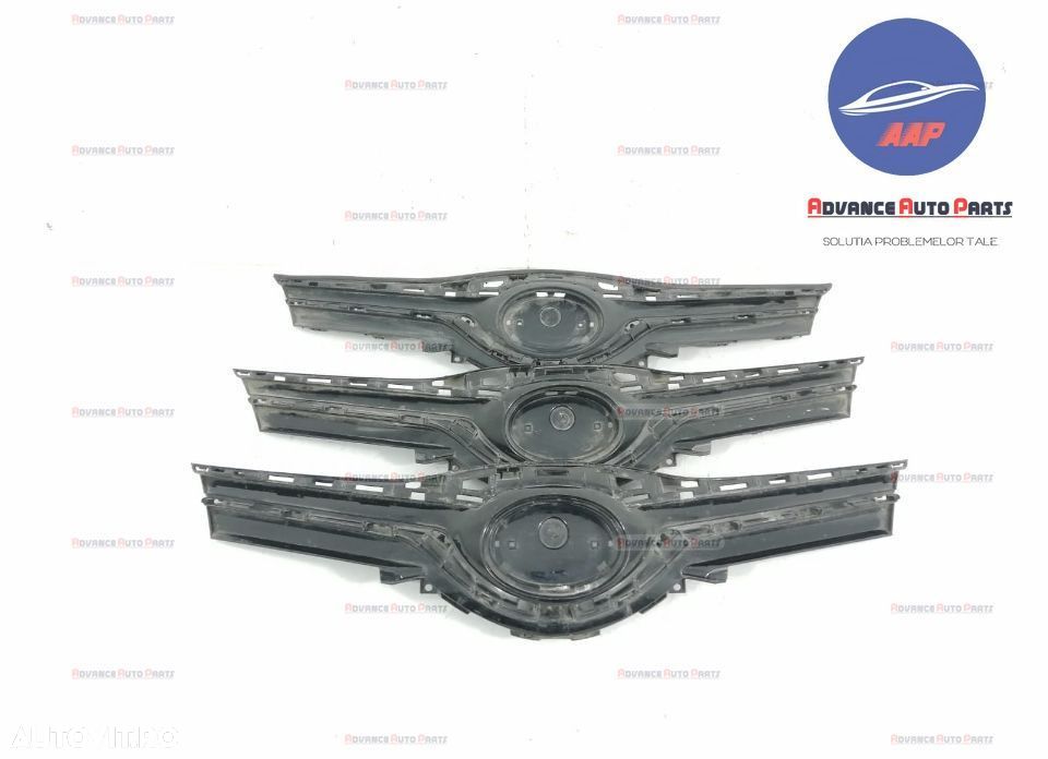 Grila centrala originala Toyota  Yaris  XP130 [facelift] [2014 - 2017] - 1