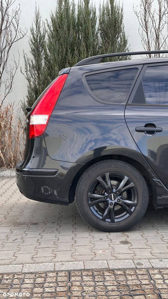 Hyundai i30 1.4 Comfort EU5 - 21