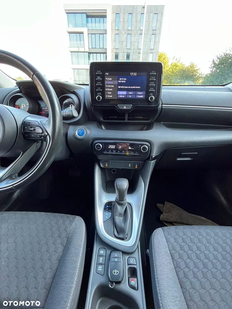 Toyota Yaris Hybrid 1.5 Comfort - 14
