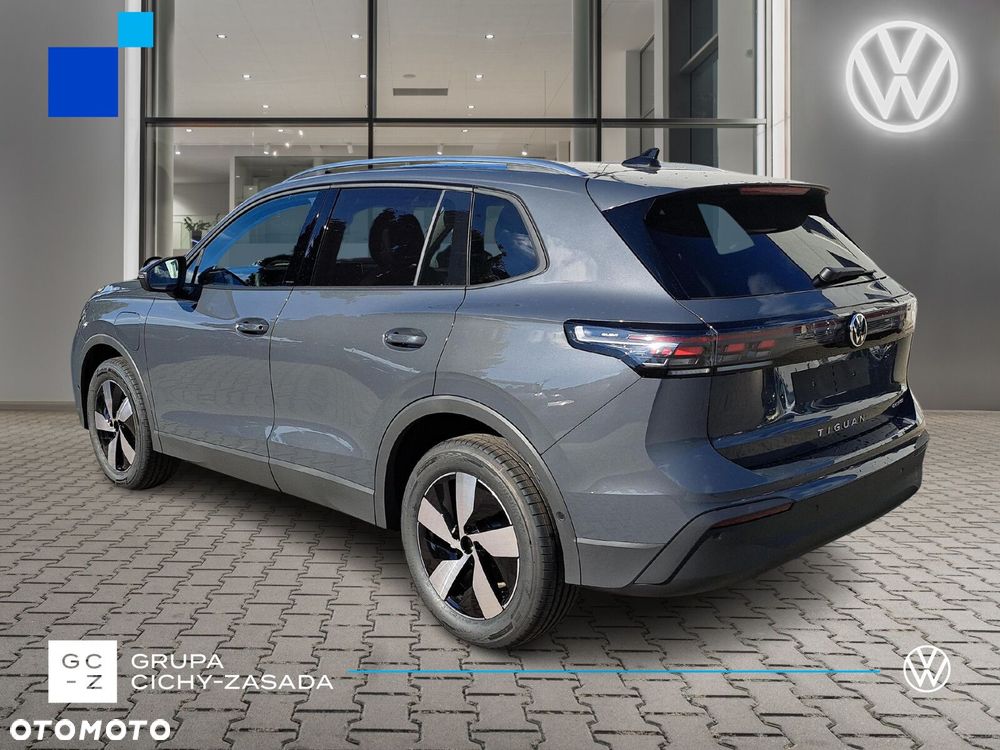 Volkswagen Tiguan - 3