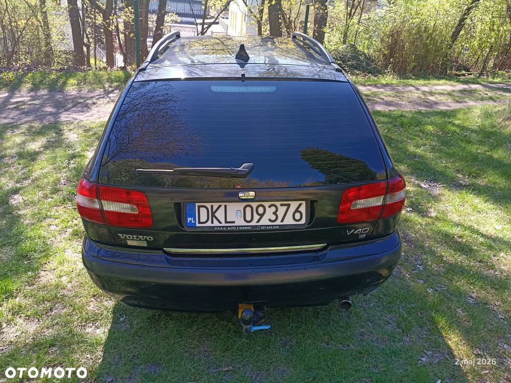 Volvo V40 1.8 - 6