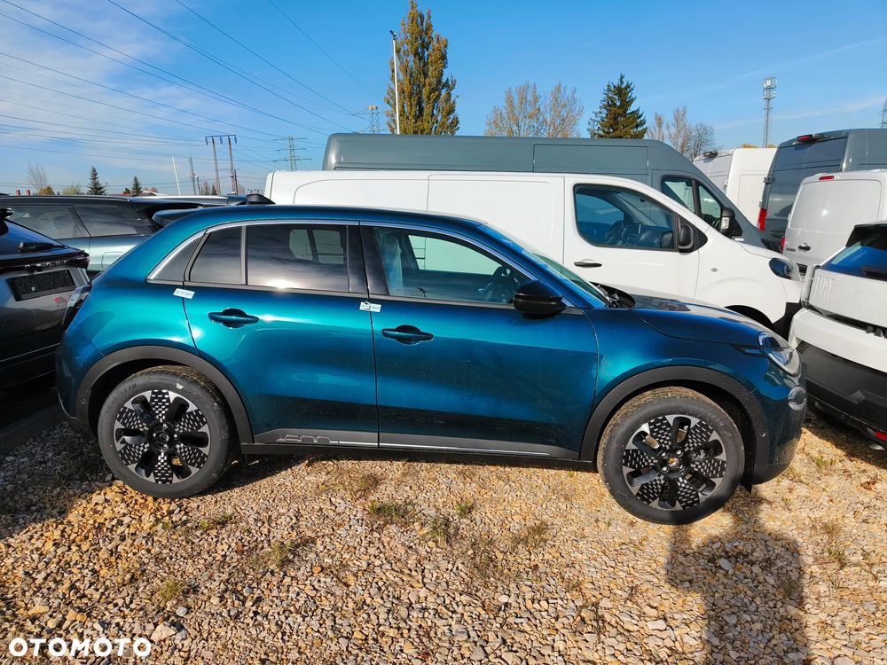 Fiat 600 1.2 Turbo Hybrid La Prima eDCT - 2