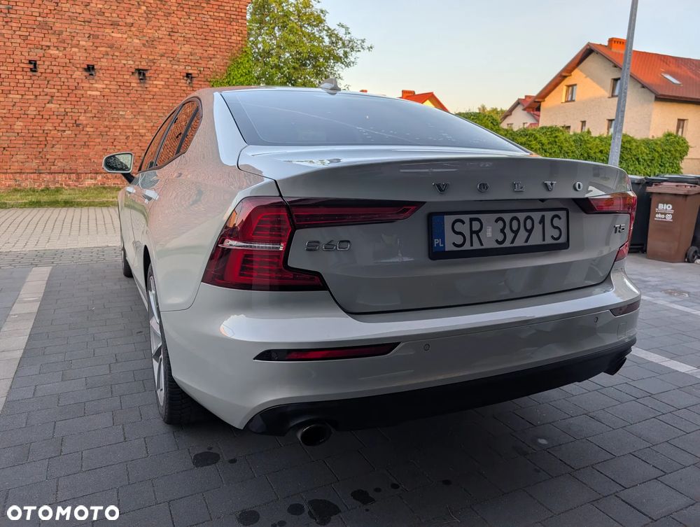Volvo S60 T5 Momentum Pro - 7