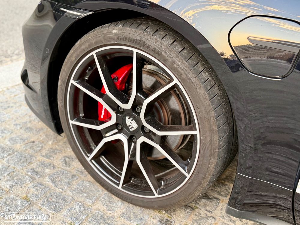 Porsche Taycan Sport Turismo 4S - 28