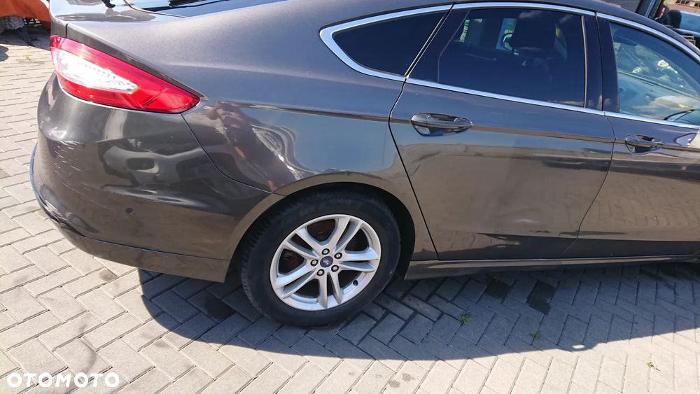 Ford Mondeo - 14
