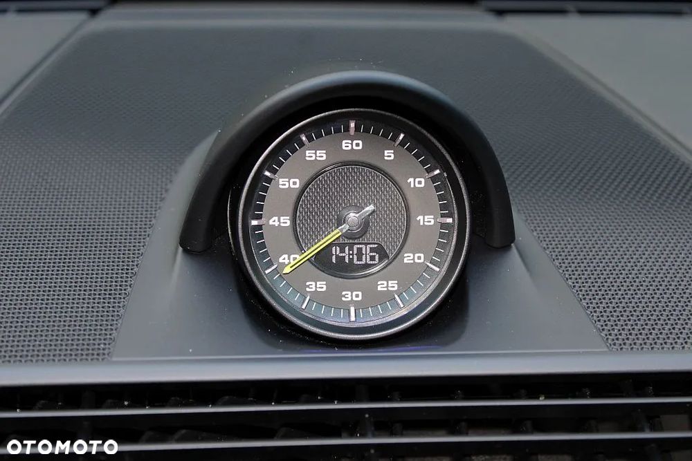 Porsche Panamera 4S E-Hybrid - 24