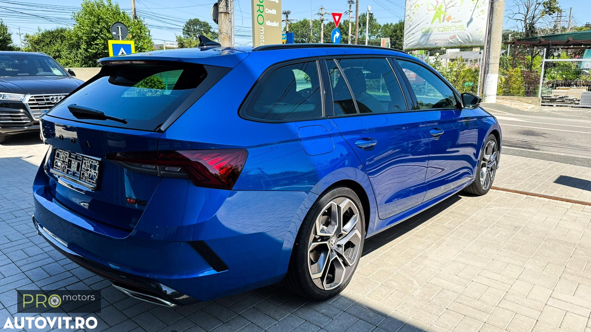 Skoda Octavia Combi 2.0 TDI DSG RS - 6