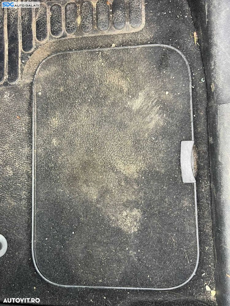 Capac Mocheta Spatiu Depozitare Dreapta Fata Renault Scenic 3 2009 - 2016 [C8753] - 2