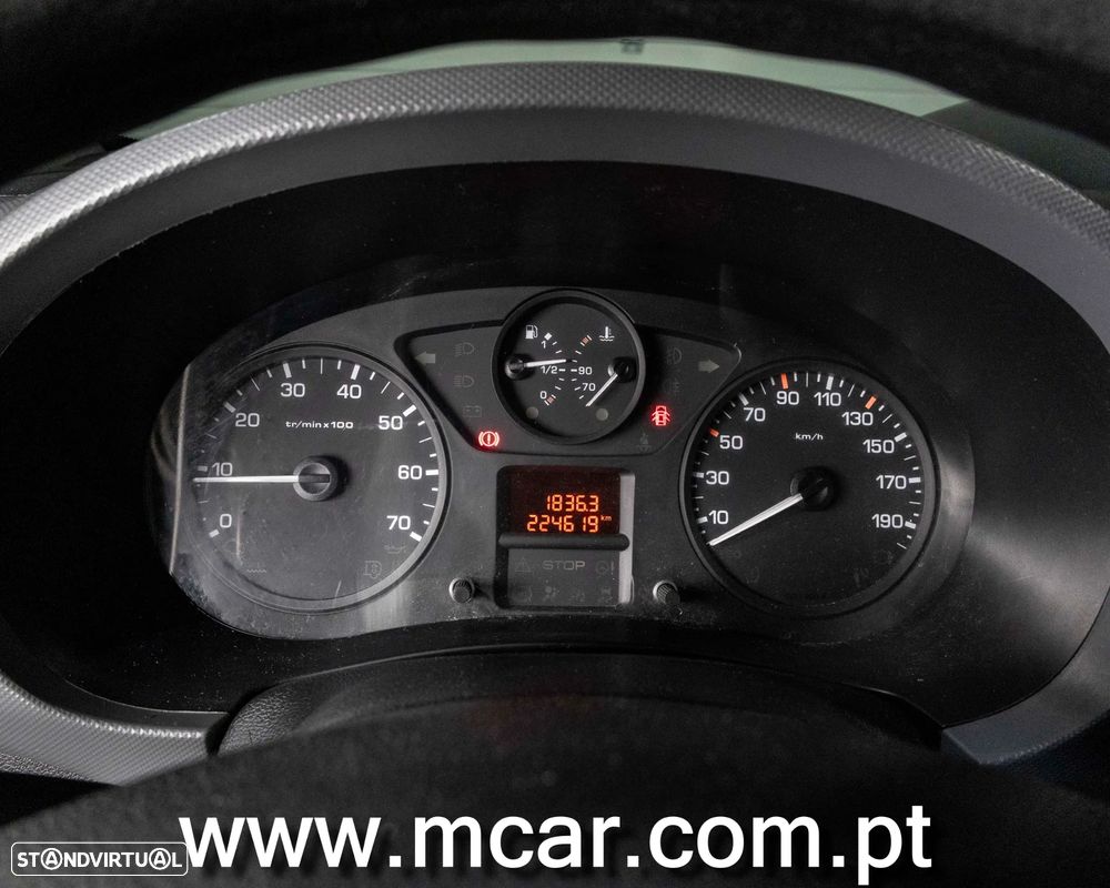 Peugeot PARTNER 1.6 Blue HDi - 11