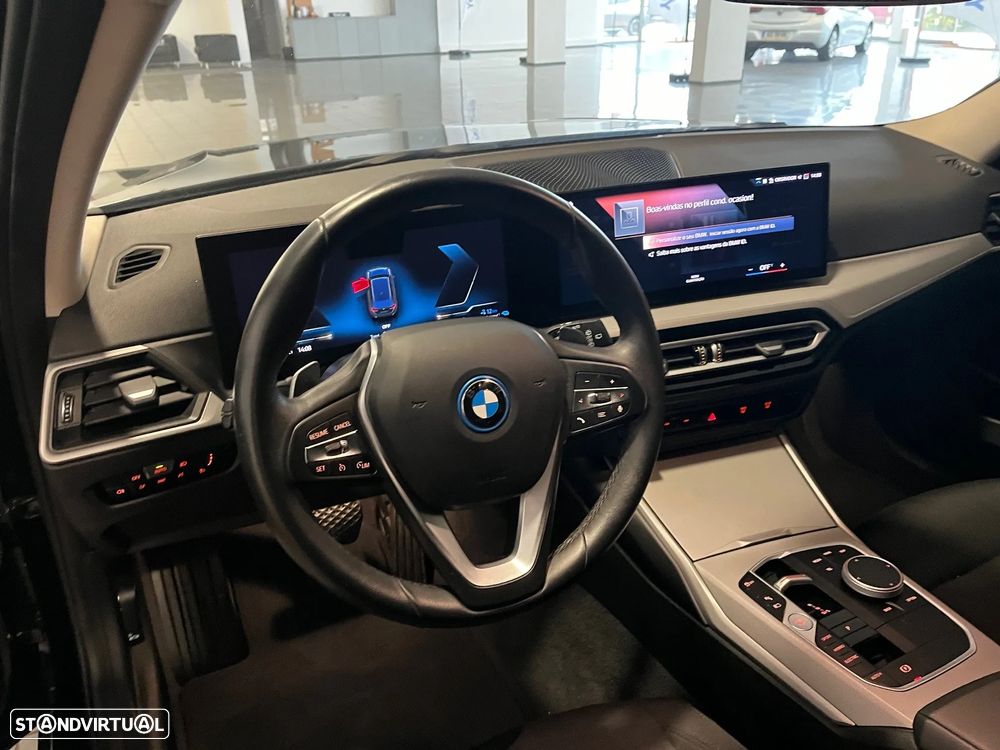 BMW 320 e Auto - 22
