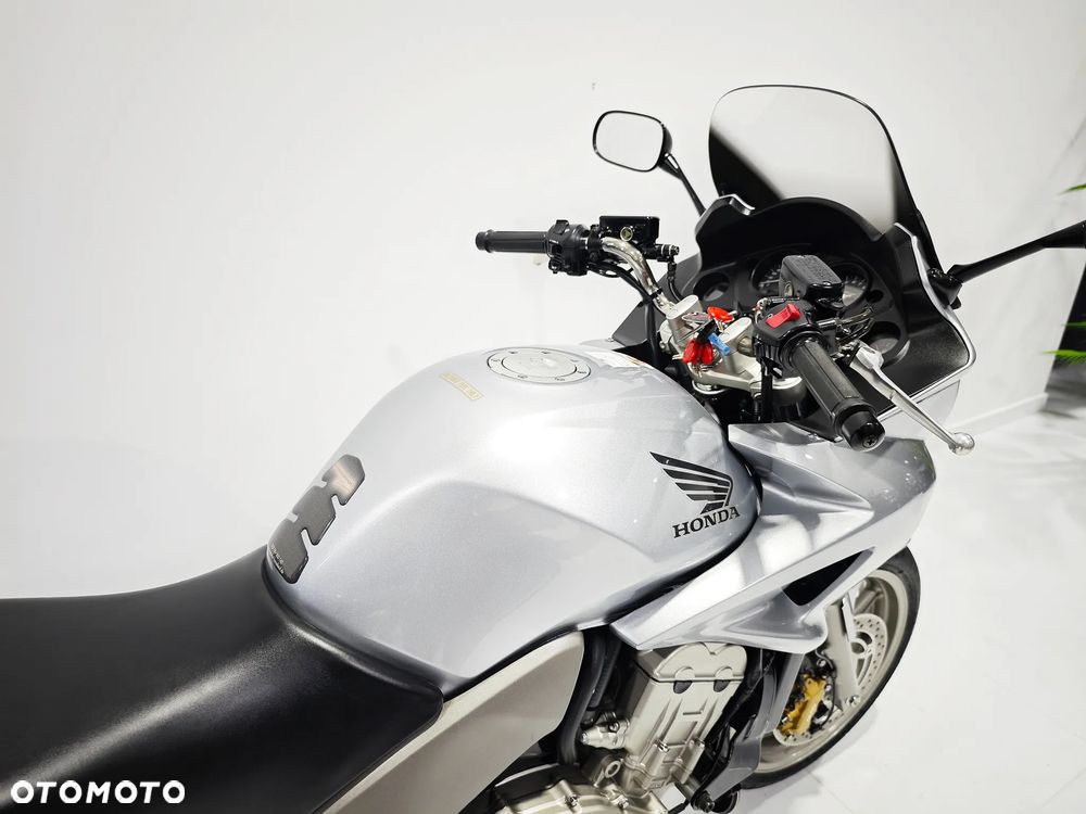 Honda CBF - 14