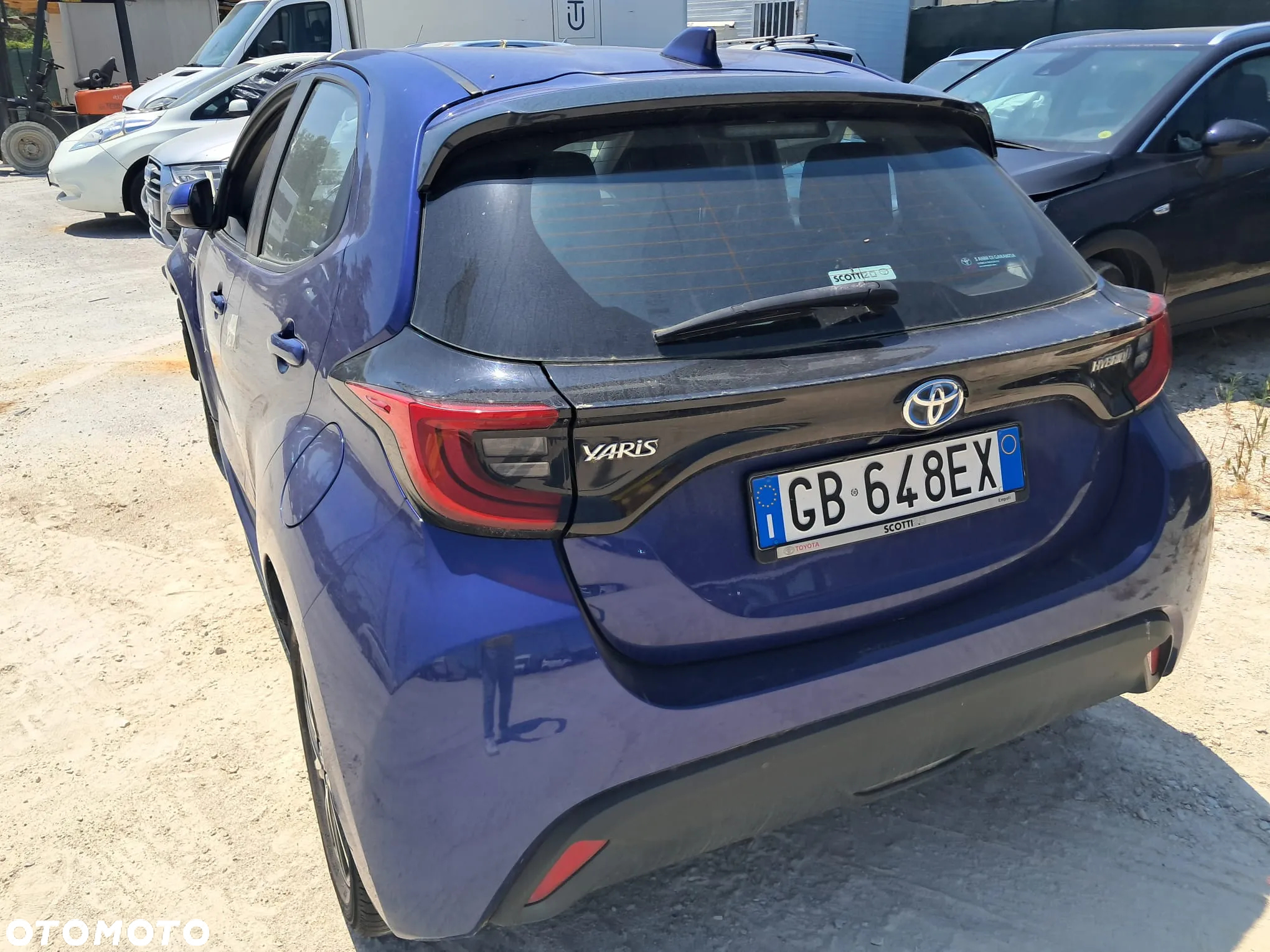 Toyota Yaris Hybrid 1.5 Premiere Edition - 3