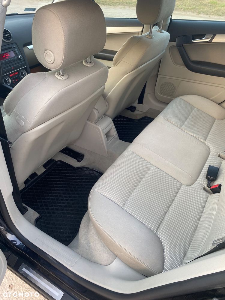 Audi A3 Sportback 1.9 TDI DPF Ambiente - 10
