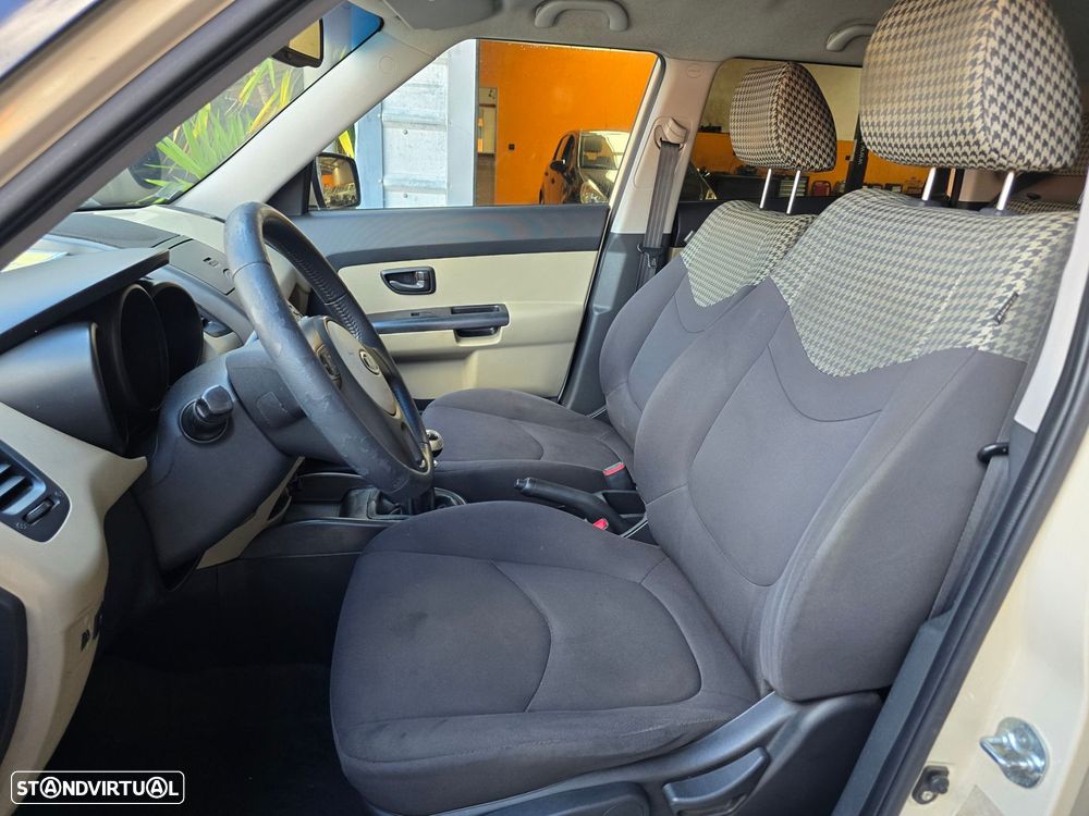 Kia Soul 1.6 CRDi EX - 3