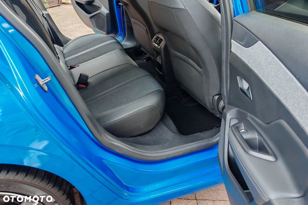 Peugeot 308 1.2 PureTech Allure S&S EAT8 - 11