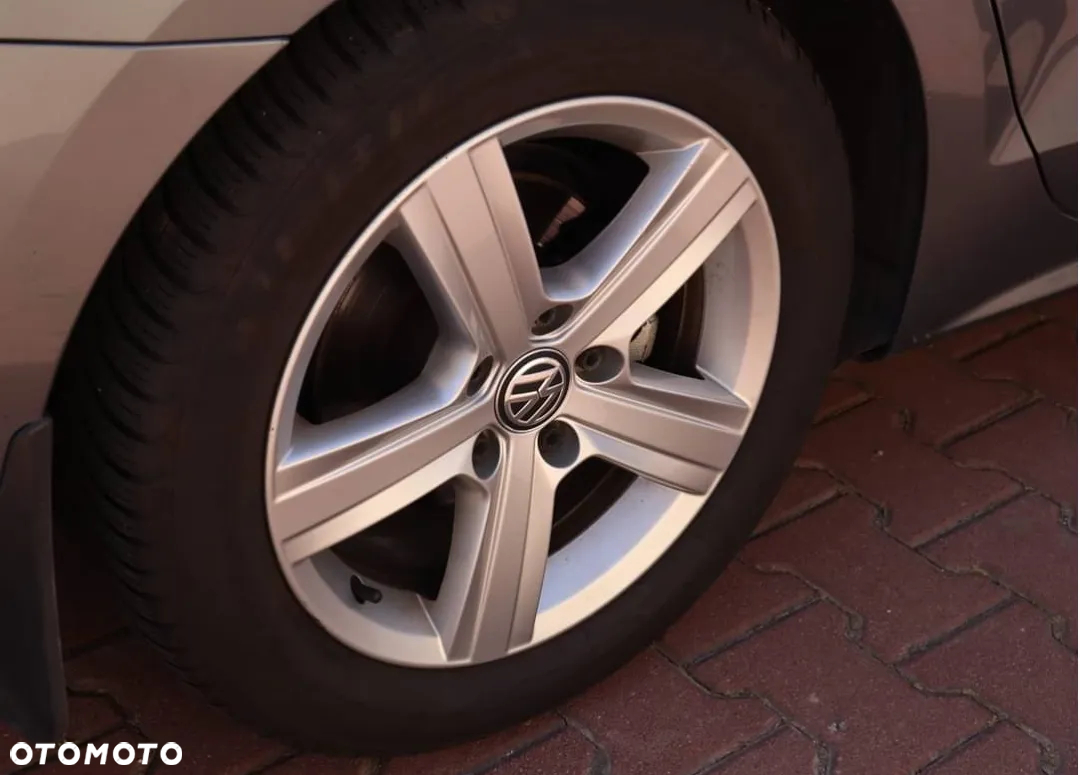 Volkswagen Jetta 1.6 TDI DPF Comfortline - 11