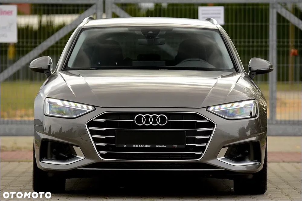 Audi A4 Avant 35 TFSI S tronic sport - 1