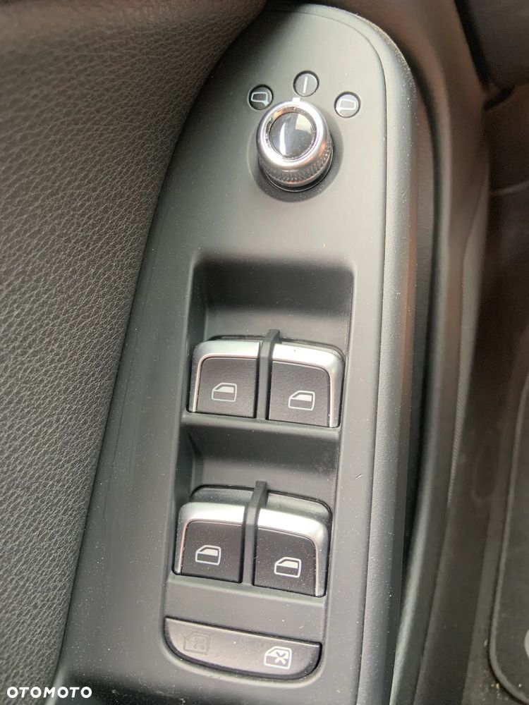 Audi A4 Avant 2.0 TDI e DPF S line Sportpaket - 17