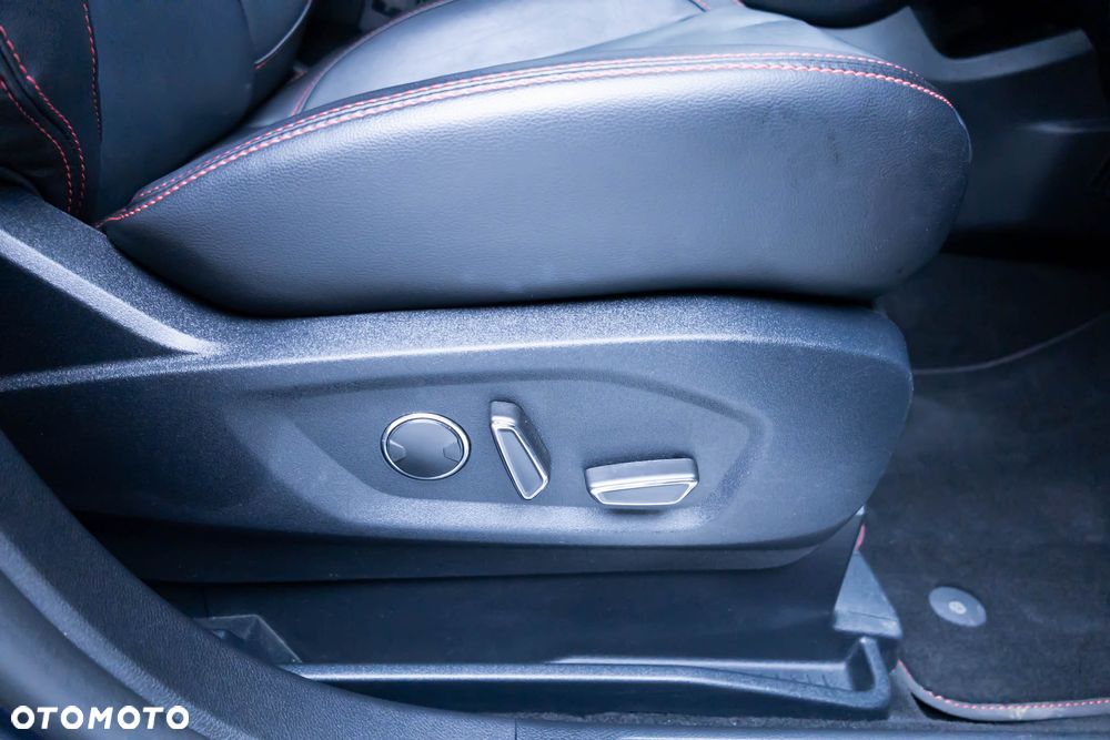 Ford S-Max 2.5 Duratec FHEV ST-LINE - 35