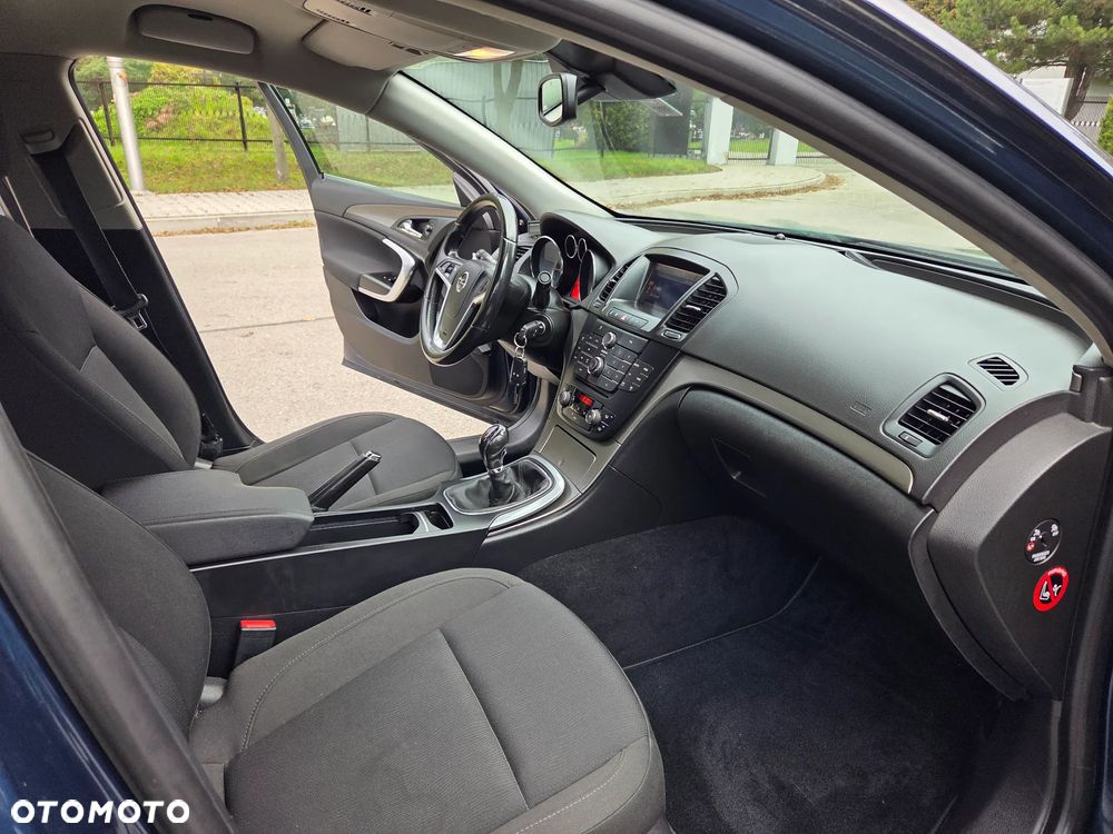 Opel Insignia 1.6 Turbo Edition - 16