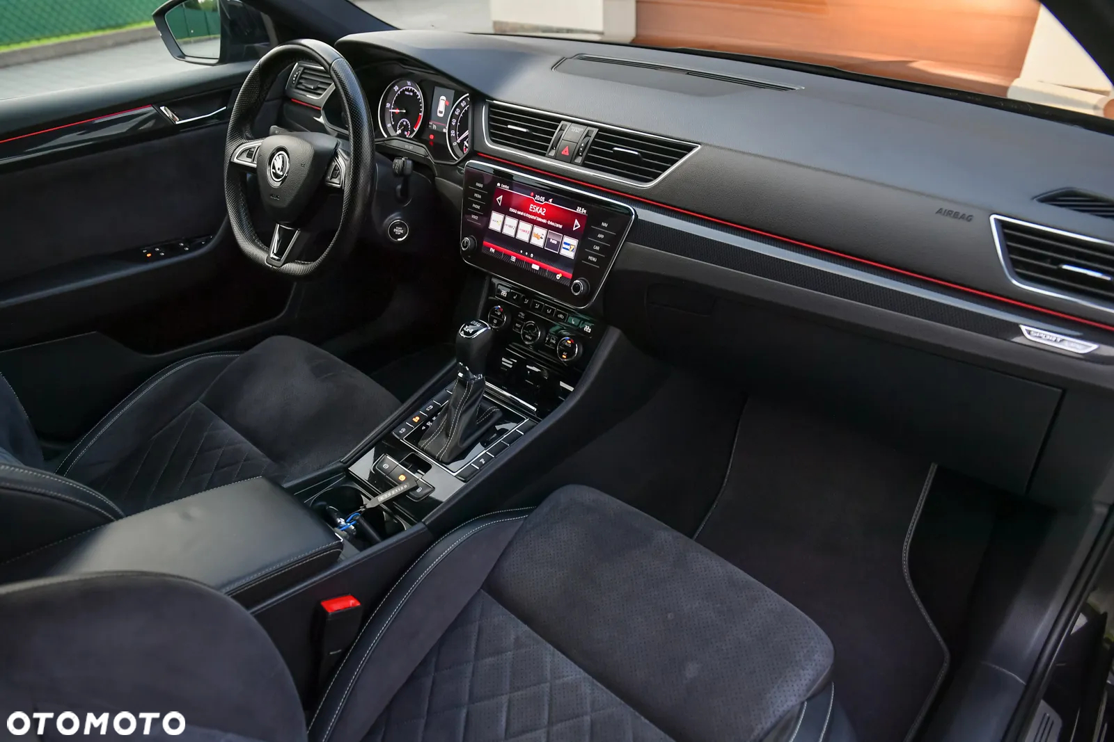 Skoda Superb 2.0 TDI 4x4 DSG Sportline - 30