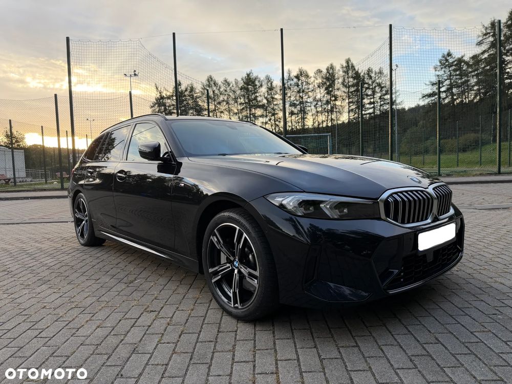 BMW Seria 3 330i xDrive M Sport - 21