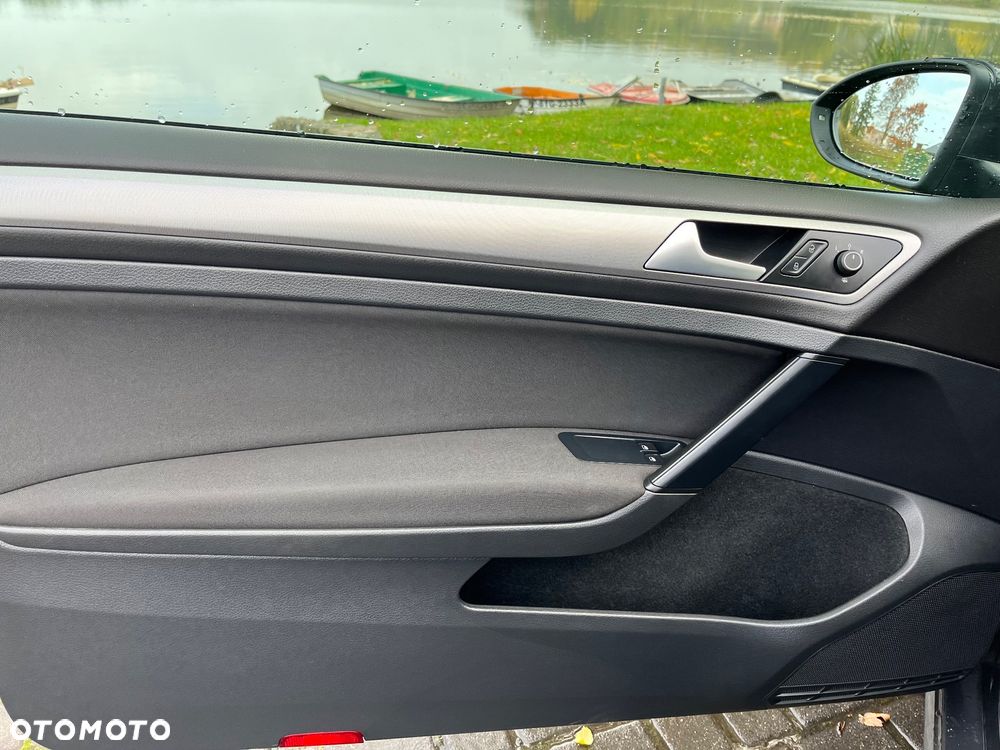 Volkswagen Golf 1.6 TDI SCR Comfortline - 13