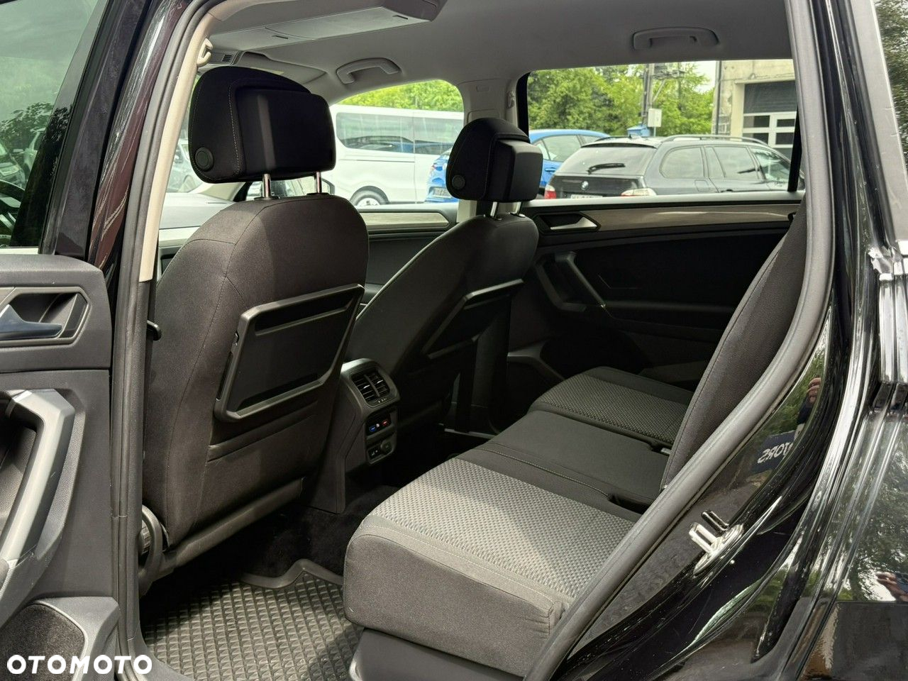 Volkswagen Tiguan Allspace - 15