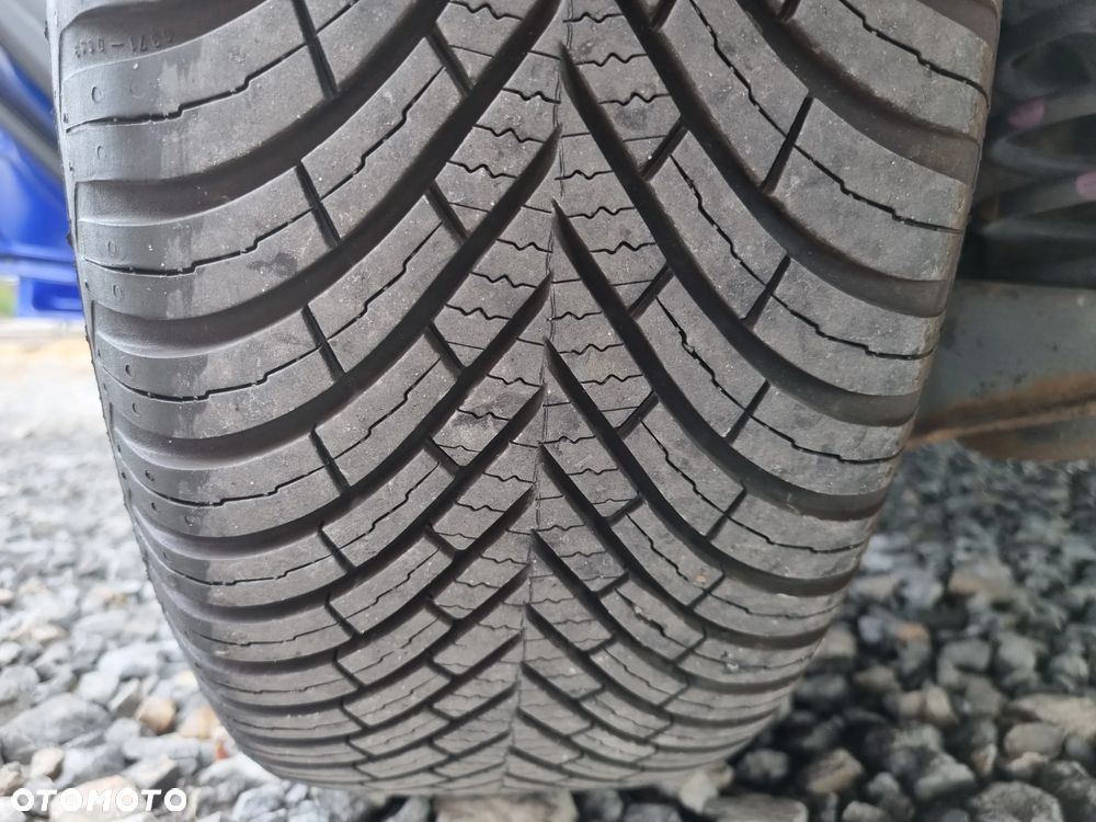 Ford C-MAX 1.5 TDCi Start-Stop-System Titanium - 37
