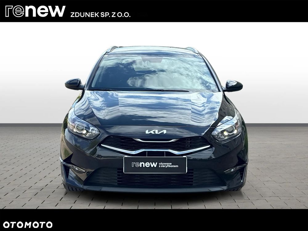 Kia Ceed - 8