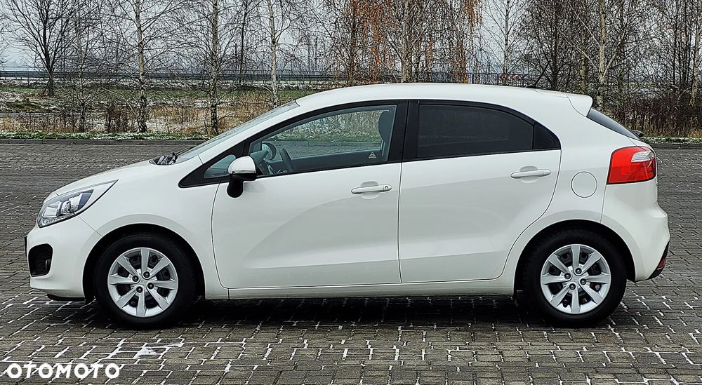 Kia Rio 1.2 Business Line - 14