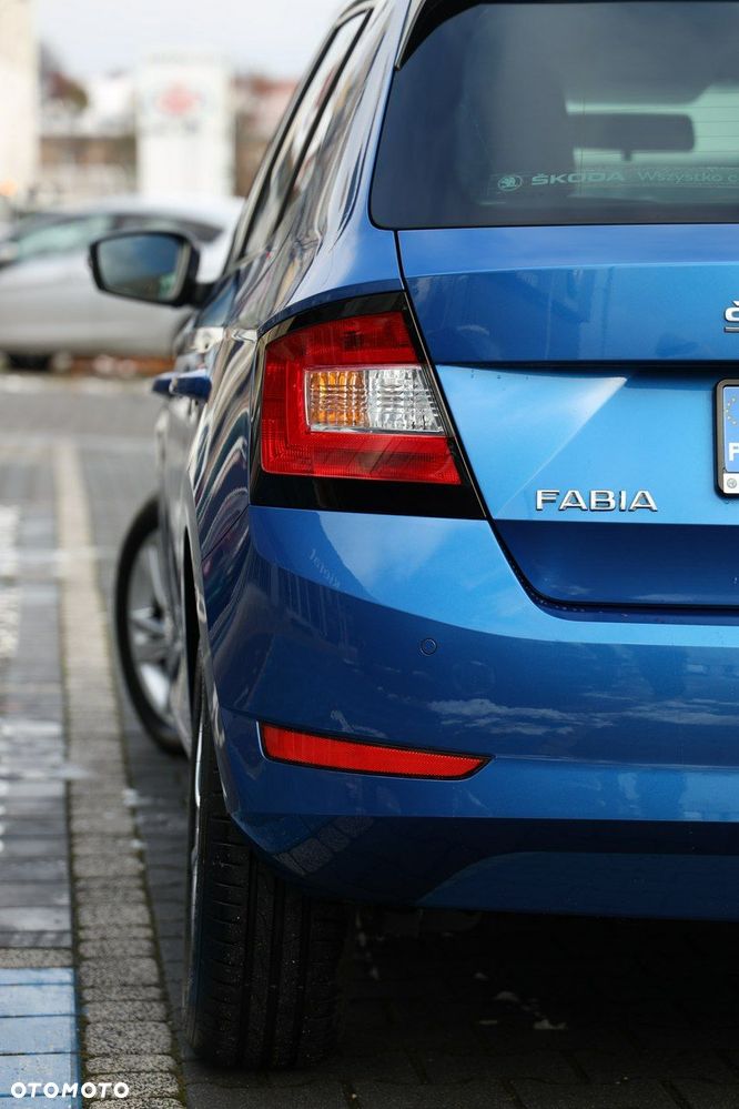 Skoda Fabia - 11