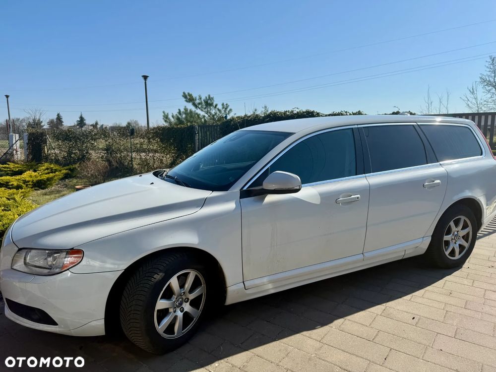 Volvo V70 D3 Kinetic - 3