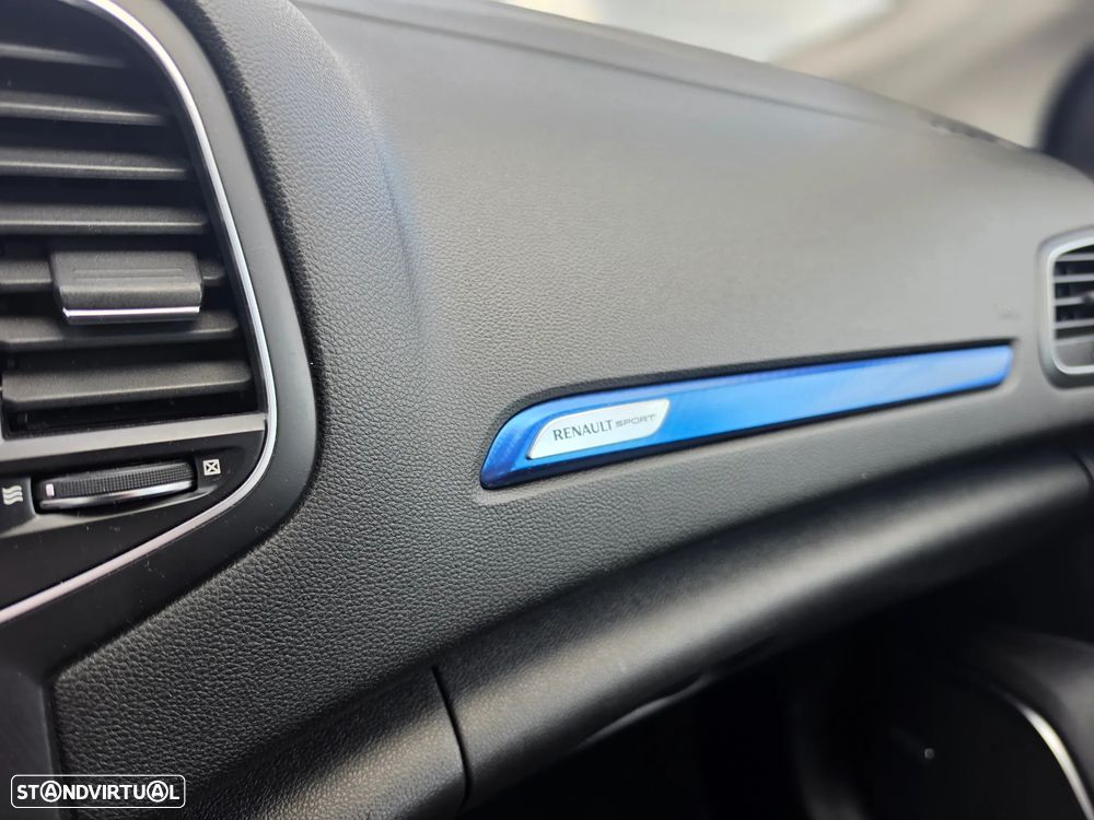 Renault Mégane ENERGY dCi 130 Start & Stop Bose Edition - 14