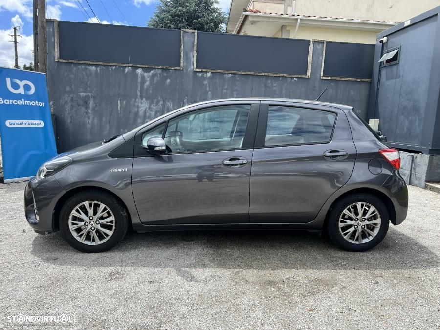 Toyota Yaris 1.5 HSD Exclusive - 3