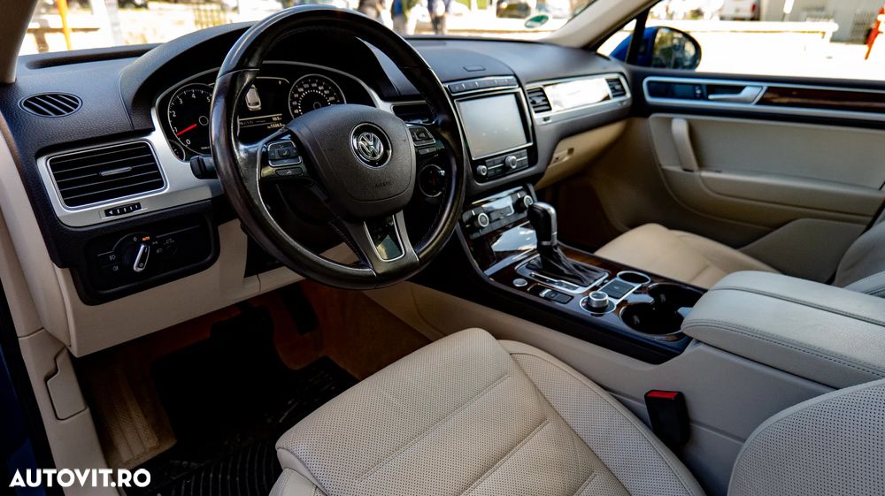 Volkswagen Touareg - 4
