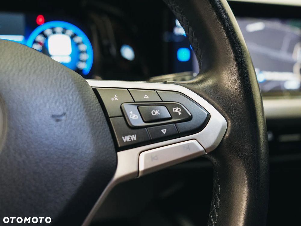 Volkswagen Golf - 20