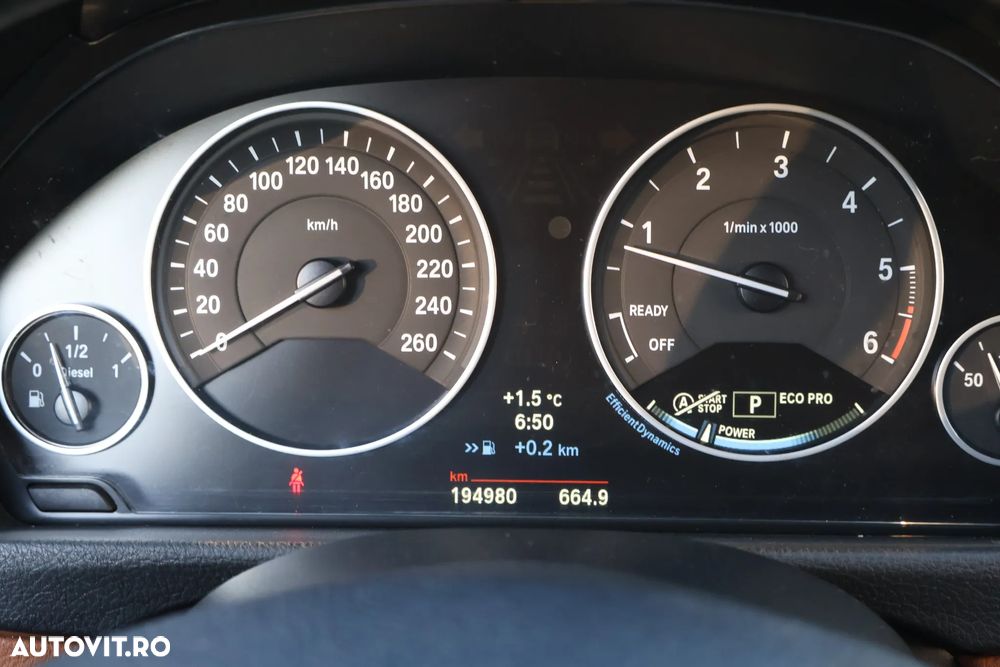 BMW Seria 3 325d Aut. Luxury Line - 25
