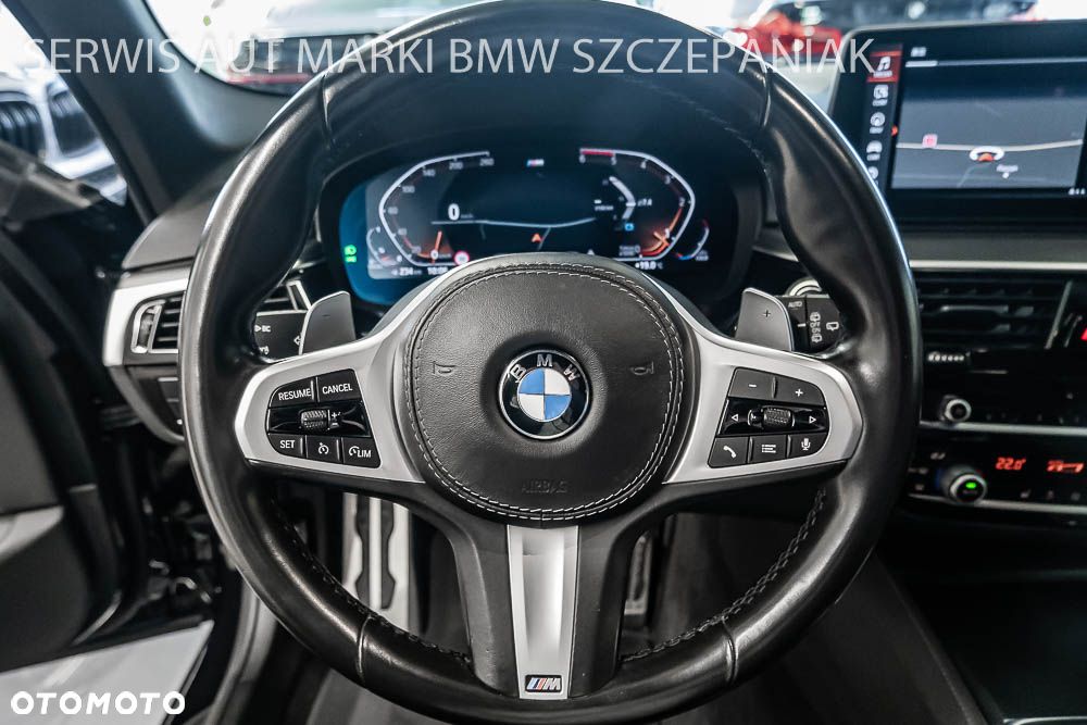 BMW Seria 5 530d xDrive M Sport Edition - 16