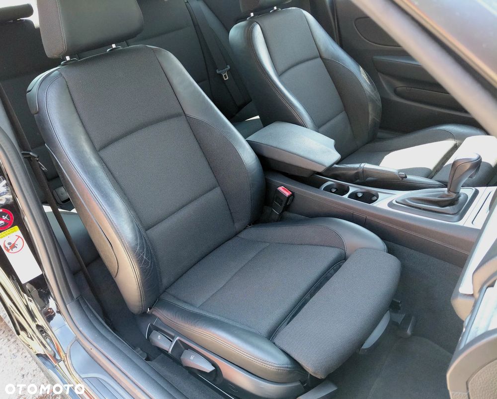BMW Seria 1 120d Edition Exclusive - 11