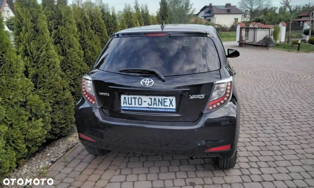 Toyota Yaris 1.33 VVT-i Edition 2014 - 8