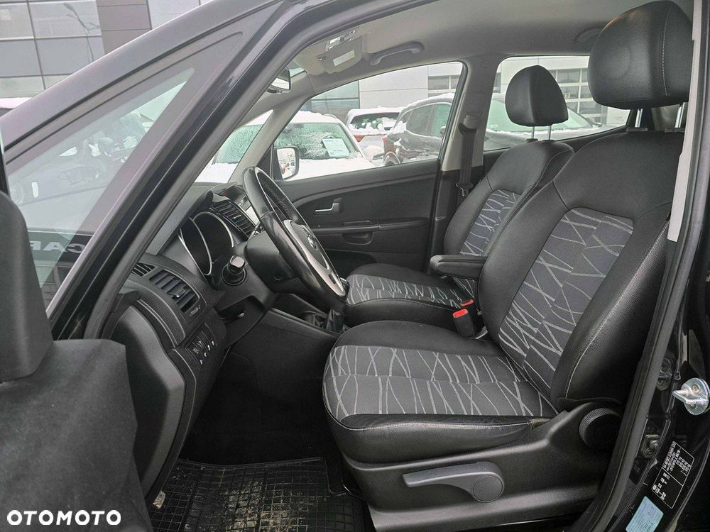 Kia Venga 1.4 Business Line - 17