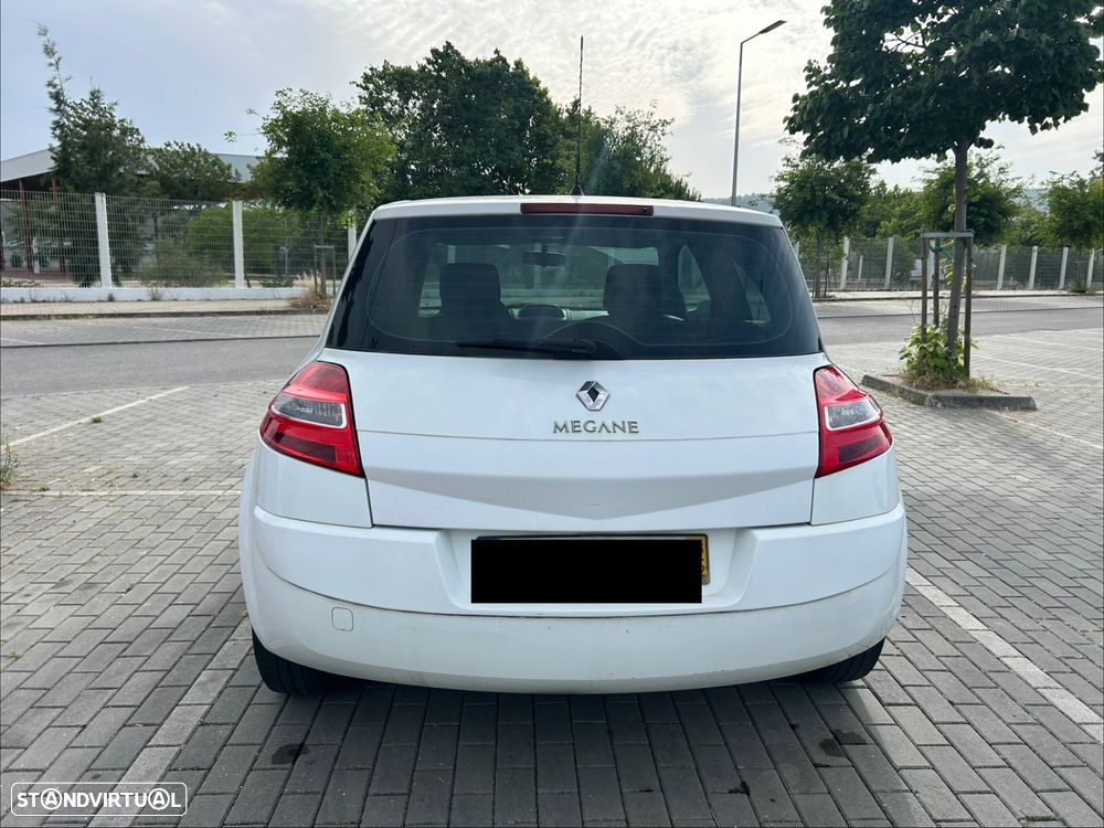 Renault Mégane - 5