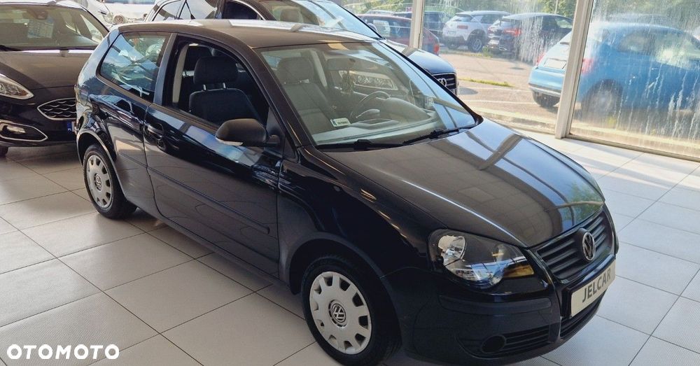 Volkswagen Polo - 2