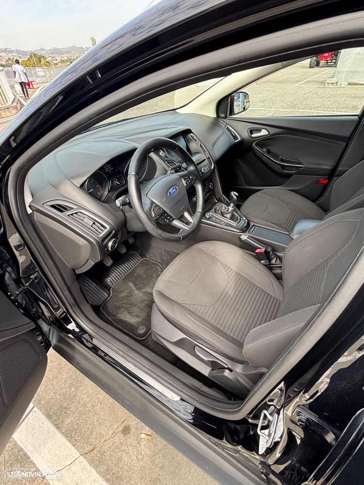 Ford Focus SW 1.5 TDCi Titanium - 10